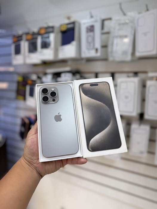 iPhone 15 Pro Max 256GB - Unidad A