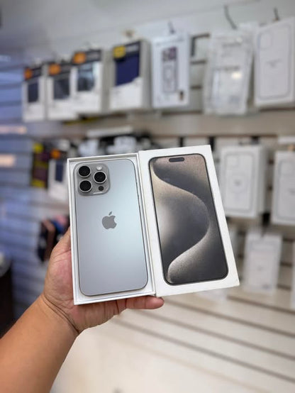 iPhone 15 Pro Max 256GB - Unidad A